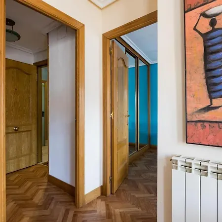 Luminoso ático En San-sebastián Apartamento