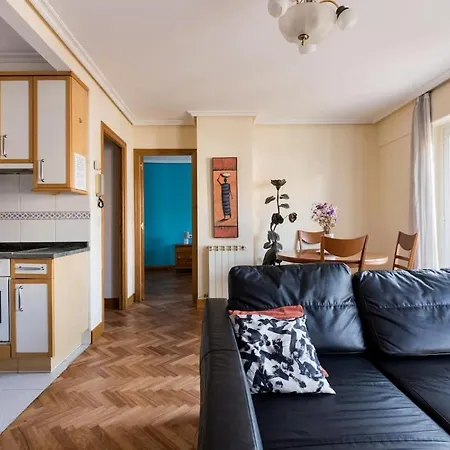 Апартаменты Luminoso Atico En San-sebastian *