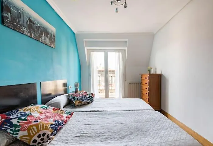 Luminoso Atico En San-sebastian * Сан-Себастьян